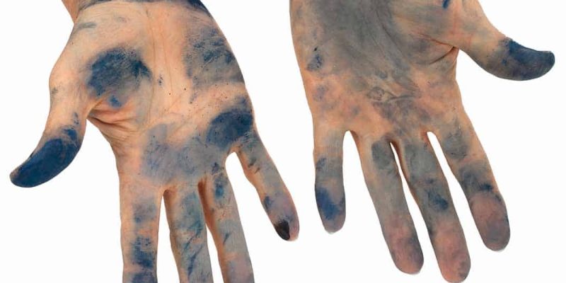 13 Ways to Get Printer Ink Off Your Hands (Household Remedies)