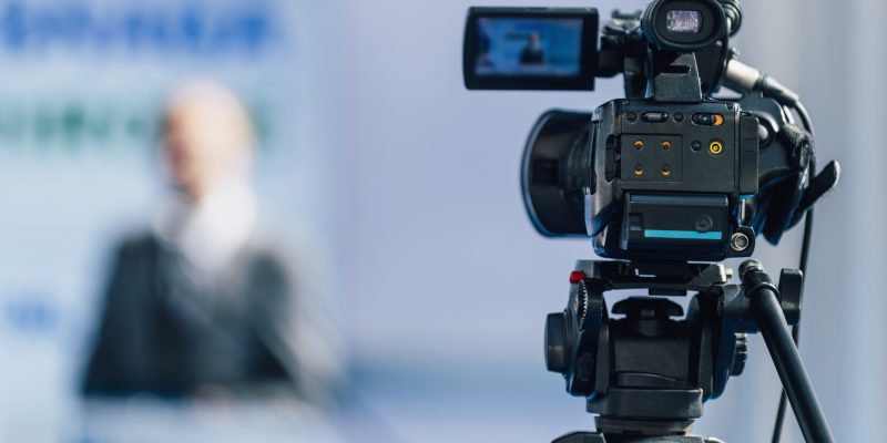 Restream vs Streamlabs: Which Livestreaming Platform Should You Go for?